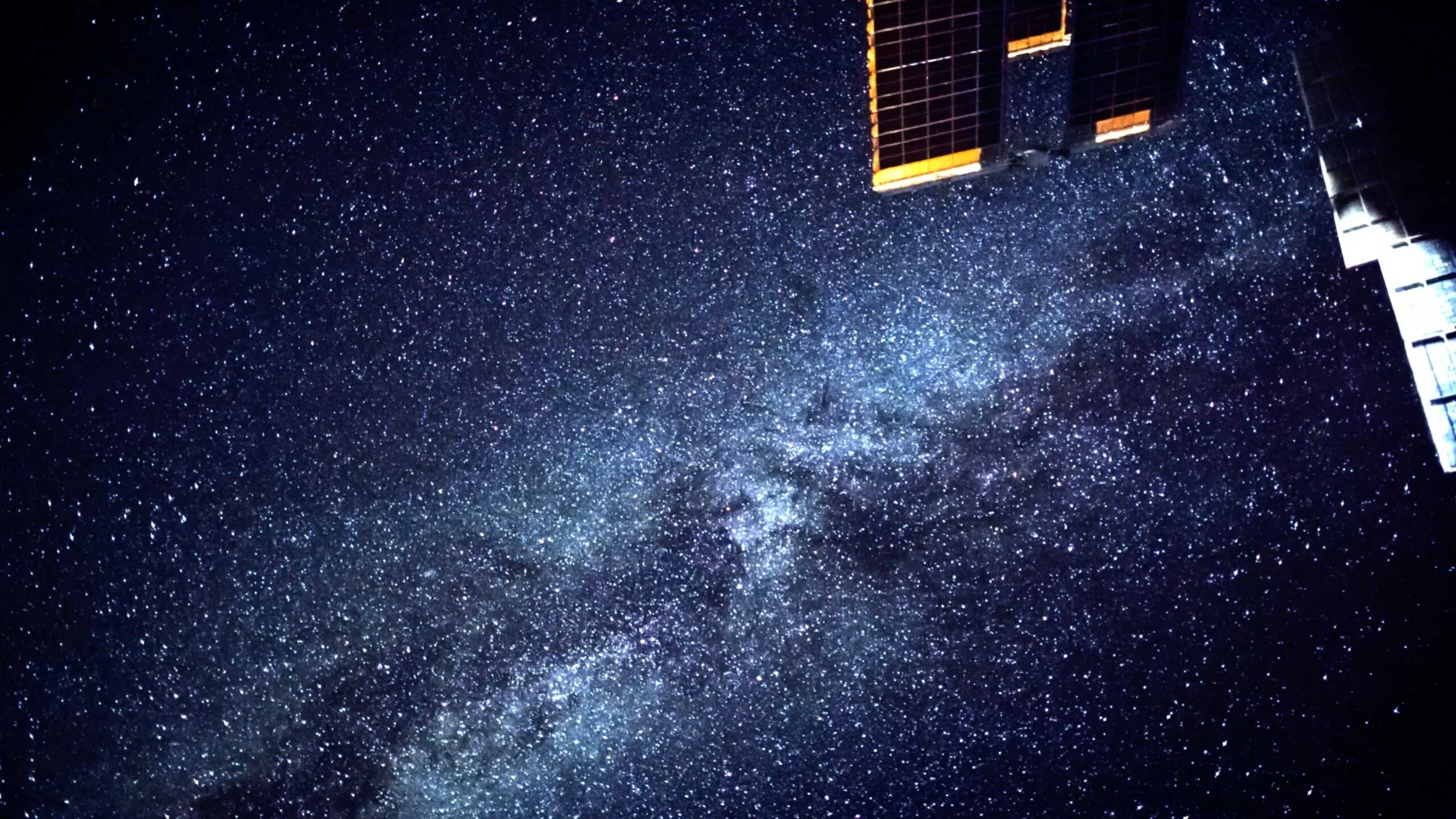 ZG70_ISS_MilkyWay